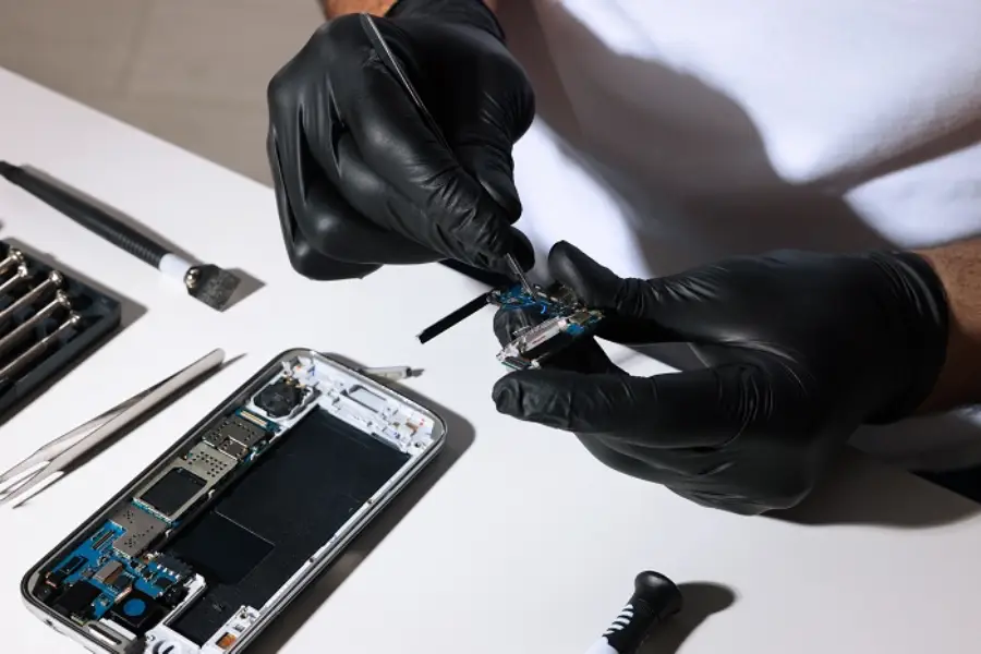 meilleur atelier réparation mobile Lardin Saint Lazare intervention rapide fiable professionnel client satisfait