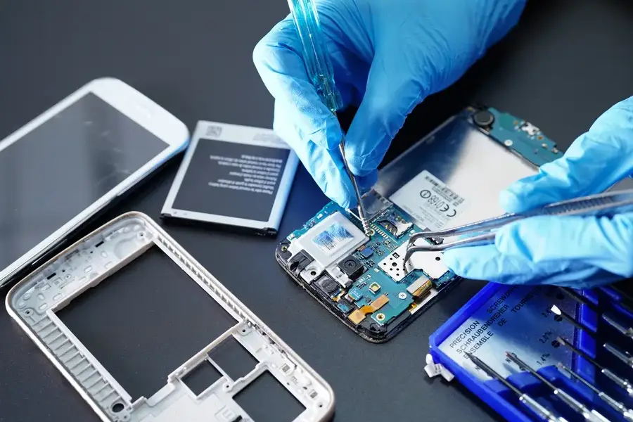 ou réparer téléphone et tablette smartphones et tablettes au Lardin Saint Lazare fiable rapide professionnel
