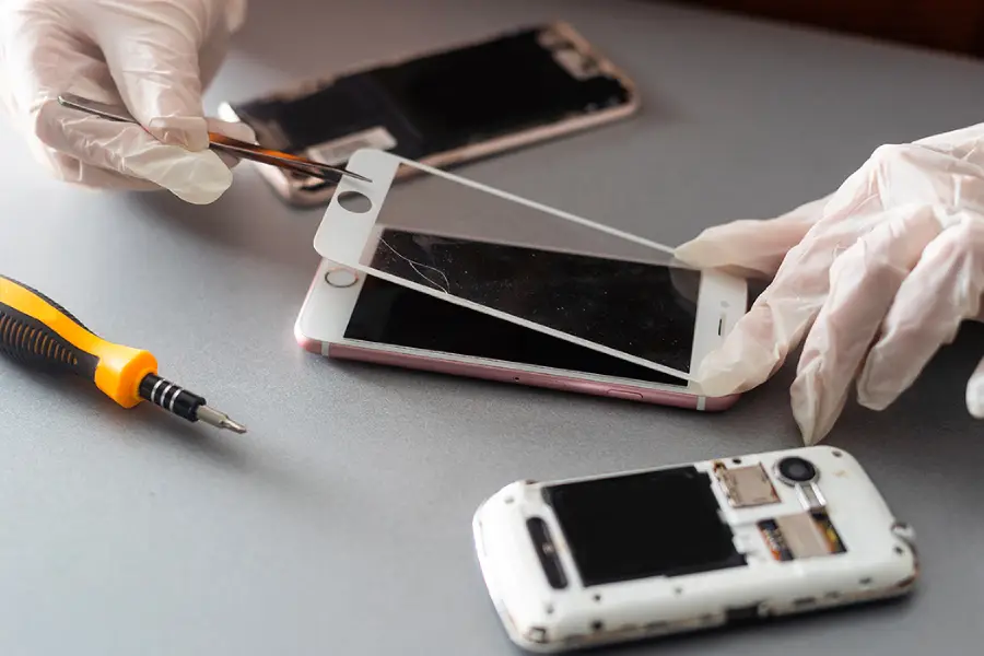 réparation téléphone professionnel rapide et fiable Lardin Saint Lazare