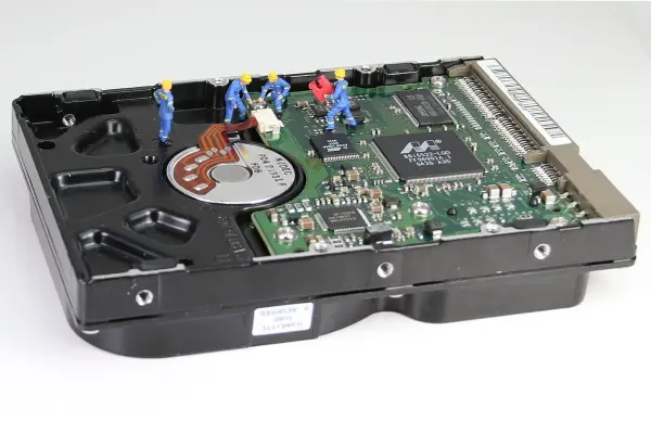 Réparazard récupère efficacement les fichiers supprimés de votre disque dur avec service local fiable au Lardin Saint-Lazare