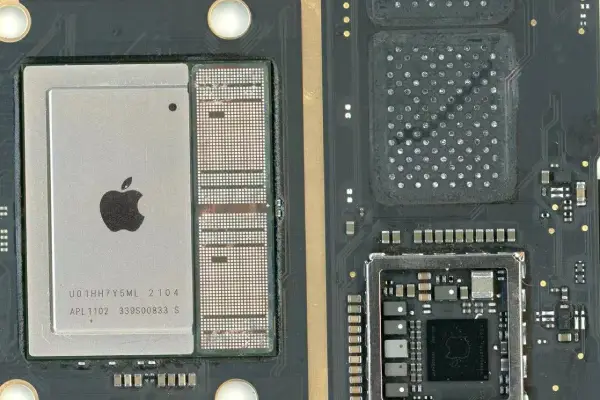 Réparazard remplace batteries et autres composants pour booster les performances de vos appareils au Lardin Saint-Lazare